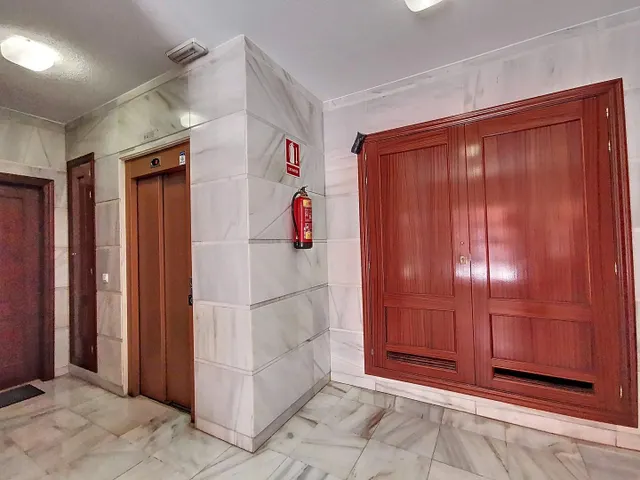 Piso con enorme terraza en Barrio de los Periodistas de Granada — 22