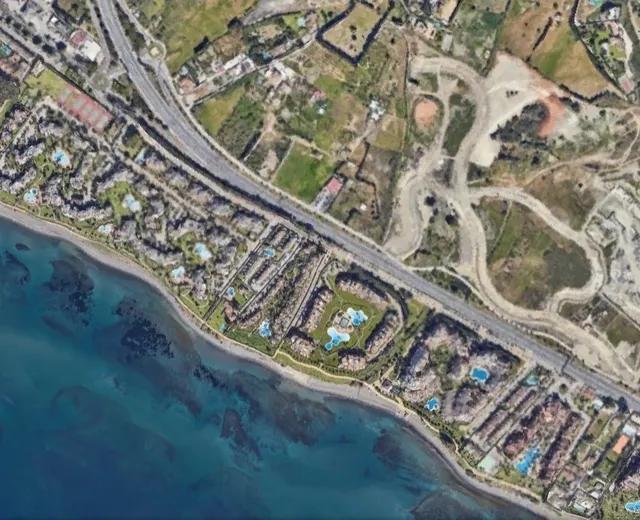Parcela en venta - Costa Del Sol - foto 2
