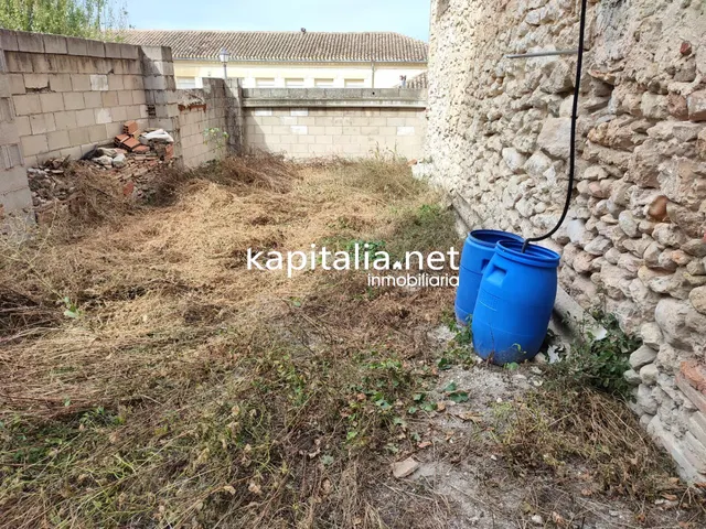 CASA A LA VENTA EN PUEBLO PEQUEÑO Y TRANQUILO LLAMADO ALFAFARA — 21
