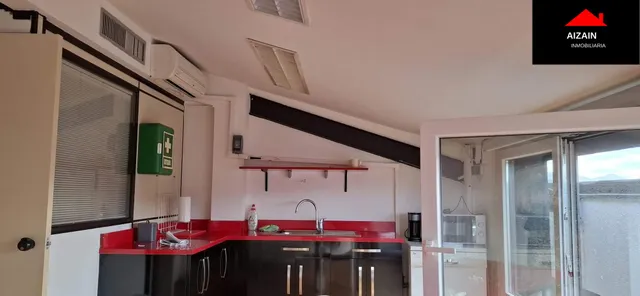 Preciosa y luminosa oficina con cocina. — 8