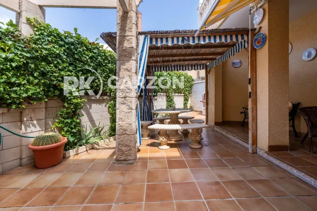 DUPLEX ADOSADO EN ESQUINA EN HUERCAL DE ALMERIA - foto 3