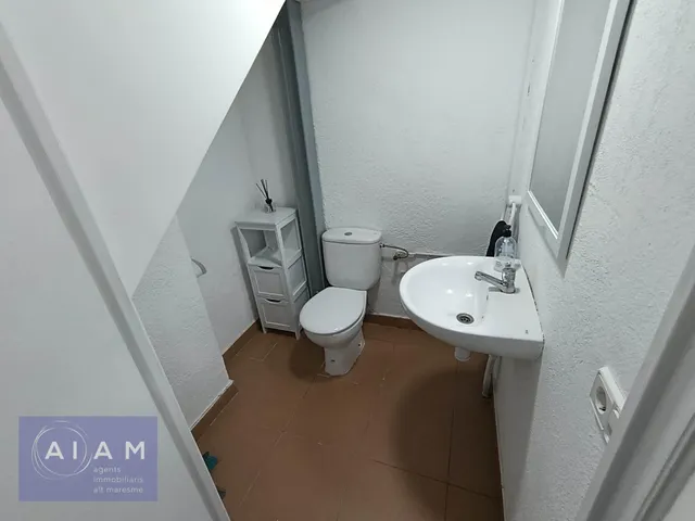 Local en venta en el centro de Tordera — 11