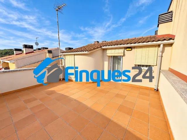 CHALET PAREADO EN VENTA EN SALLENT | 329.000 € — 20