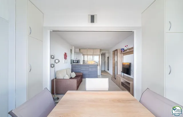 Apartamento en perfecto estado con un dormitorio y vistas al - foto 5