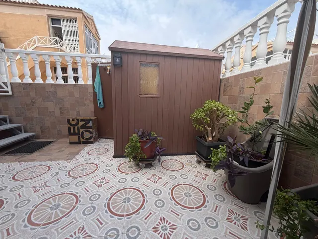 FANTASTICO BUNGALOW DE PLANTA BAJA TOTALMENTE REFORMADO Y CON PISCINA COMUNITARIA — 22