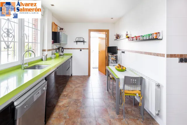 Espectacular Chalet a 10 Minutos del Centro de Granada — 18