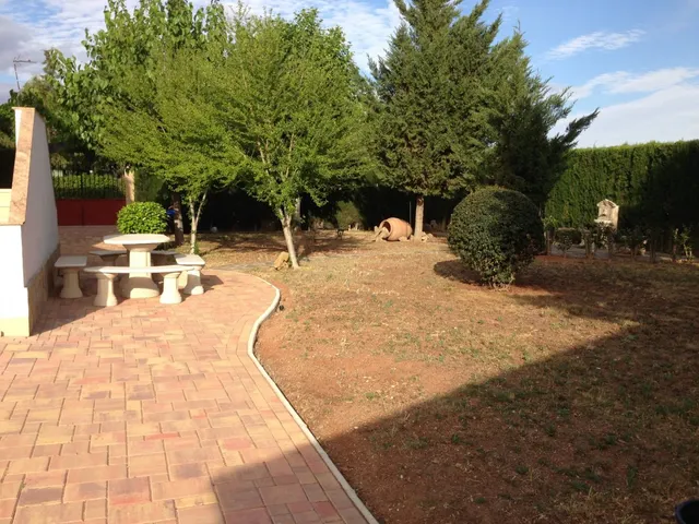 Casa de Campo en Venta en La Roda — 12