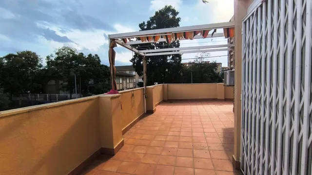 PRIMER PISO TOTALMENTE EXTERIOR EN FINCA CON CONSERJE Y ENORME TERRAZA ESQUINERA — 6