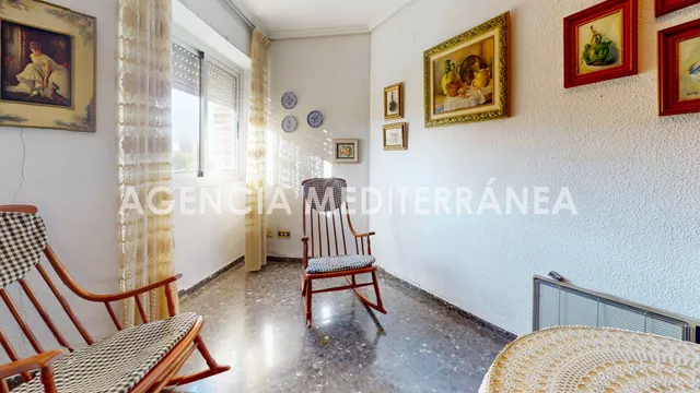 Piso en venta en Valencia, con garaje incluido — 24