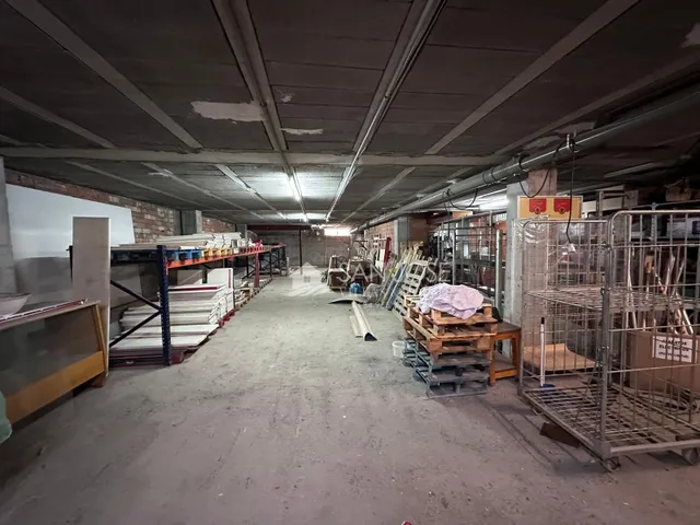 Se vende local comercial con sotano preparado para supermercado en buena zona de Aspe — 29