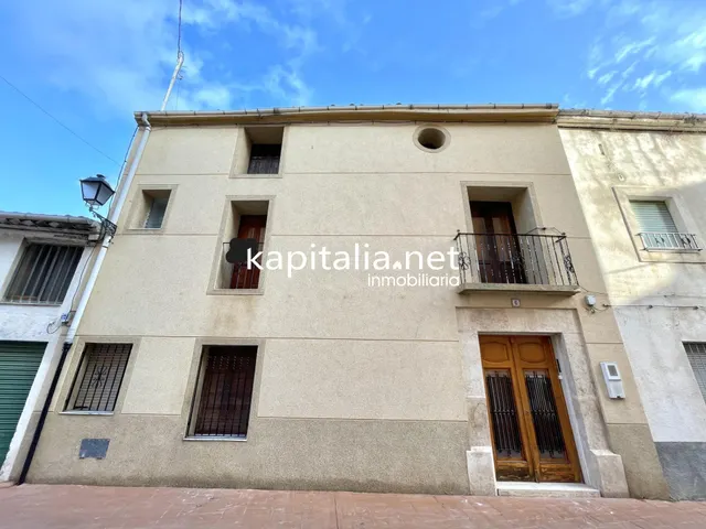 Casa a la venta en Alfafara. — 19