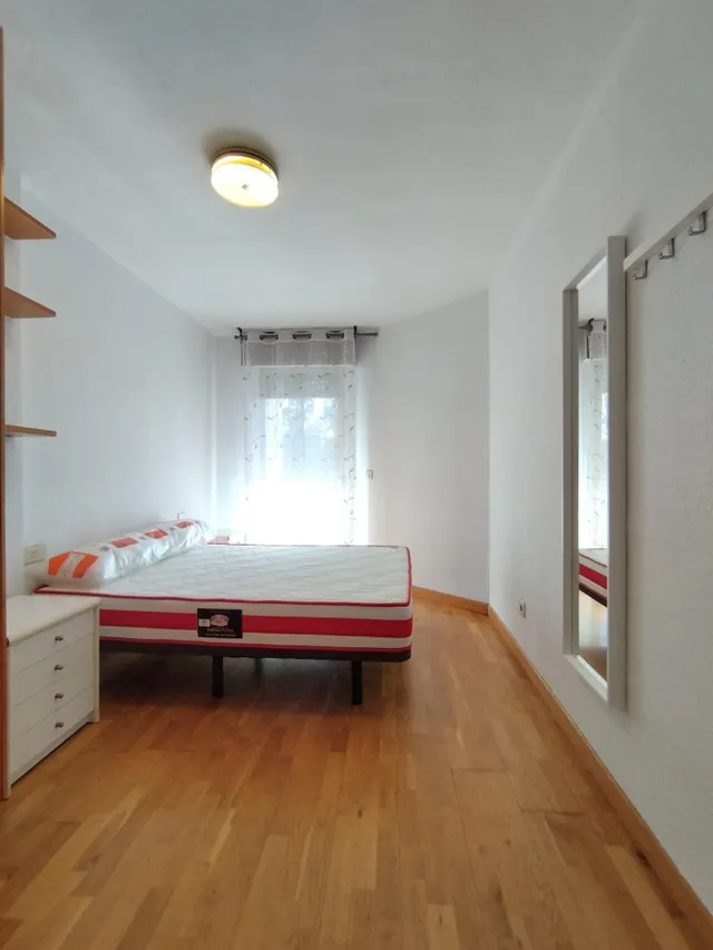 APARTAMENTO JUNTO CENTRO DE OCIO ZIG ZAG — 30