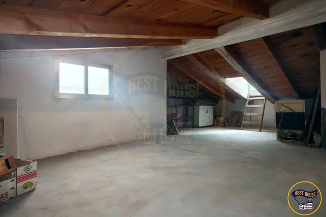 VIVIENDA TOTALMENTE REFORMADA EN TIRADORES BAJOS — 33