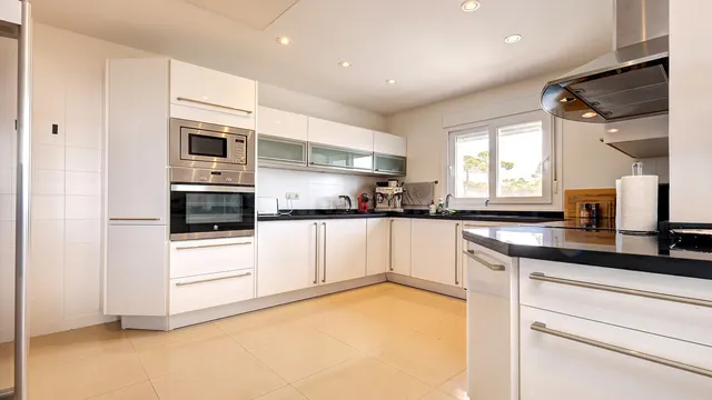 Chalet 4 habitaciones 534m² en venta - Costa del Sol - foto 4