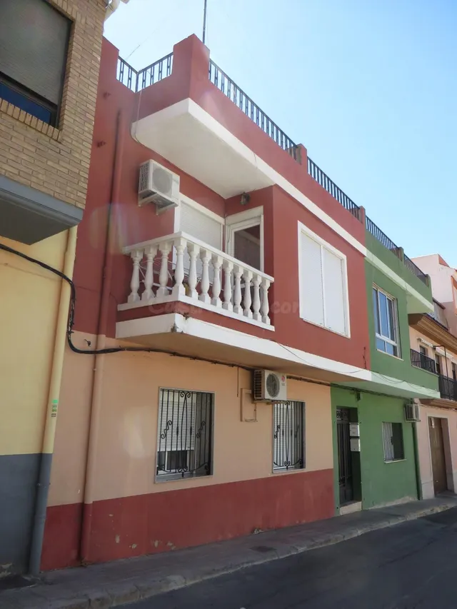Se vende Piso ALQUILADO en Calle Alfondeguilla 4 Vall d'Uixó