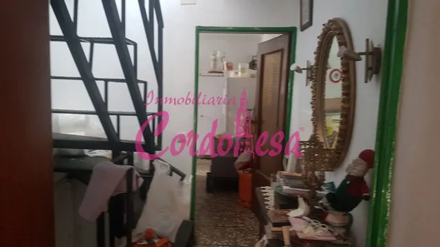 CASA INDEPENDIENTE A 5 MINUTOS DEL AYUNTAMIENTO!!! — 8