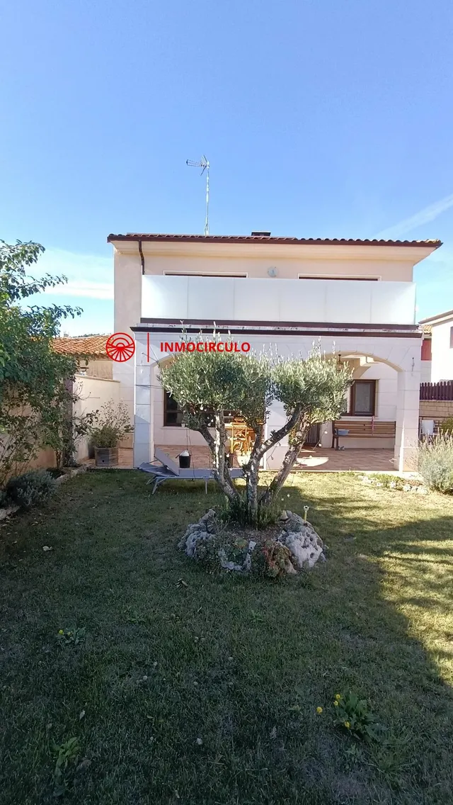 chalet independiente nueva construcción Illera — 33