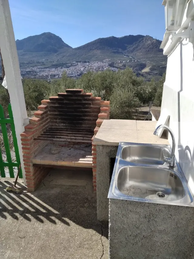 CORTIJO CON GRAN PRODUCCIÓN ACEITUNERA EN 5,5 Ha. — 17