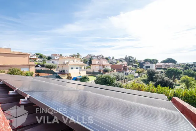 Chalet con piscina y 6 habitaciones en Can Regasol — 47