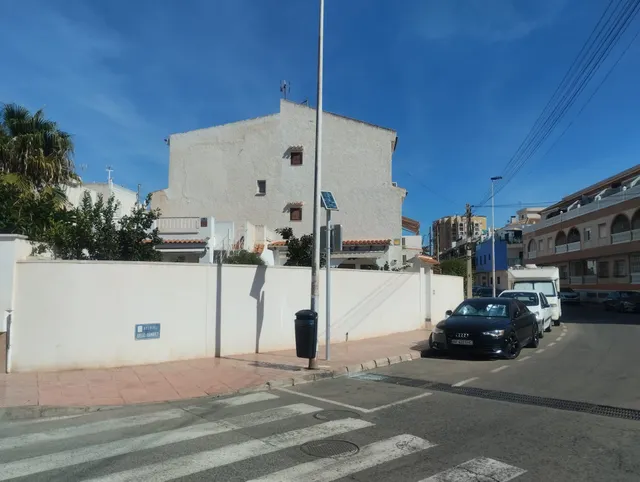 Chalet 4 hab. calas blancas — 37