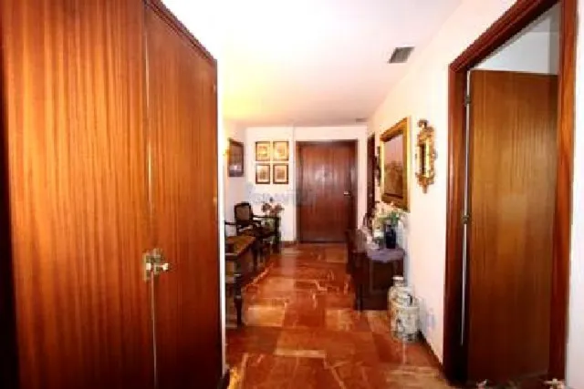 Gran piso en venta en edificio señorial, situado en el centro de Sevilla. — 7
