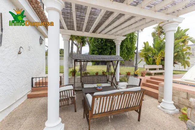 GRAN VILLA de UNA SOLA PLANTA en MOTRIL - foto 5