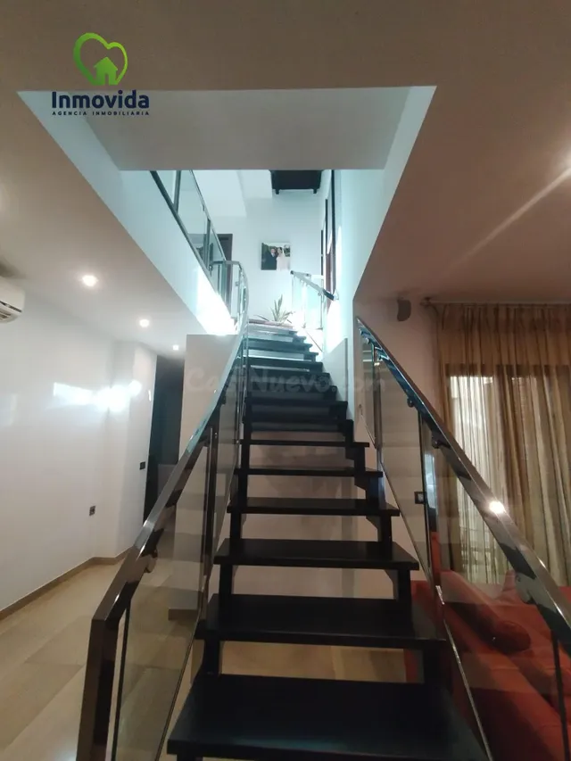 Casa Reformada con Espacios Exteriores en Córdoba - €380,000 — 5