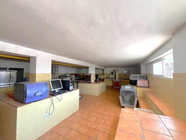 VENTA AMPLIO LOCAL COMERCIAL ARROYO DE LA MIEL — 12