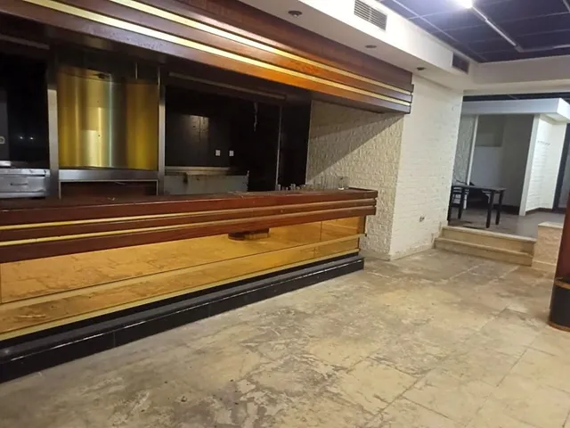 Local de 1600m² junto al centro de Santander - foto 4