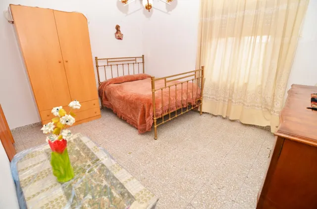 Urbis te ofrece una bonita casa en venta en Fuentesáuco, Zamora. — 31