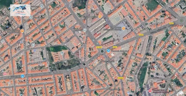 Venta de 10 Pisos + 31 Garajes en Manlleu (Barcelona) - foto 3