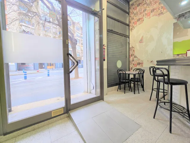 BAR / CAFETERÍA  EN ALQUILER EN ZONA CENTRO DE REUS — 23