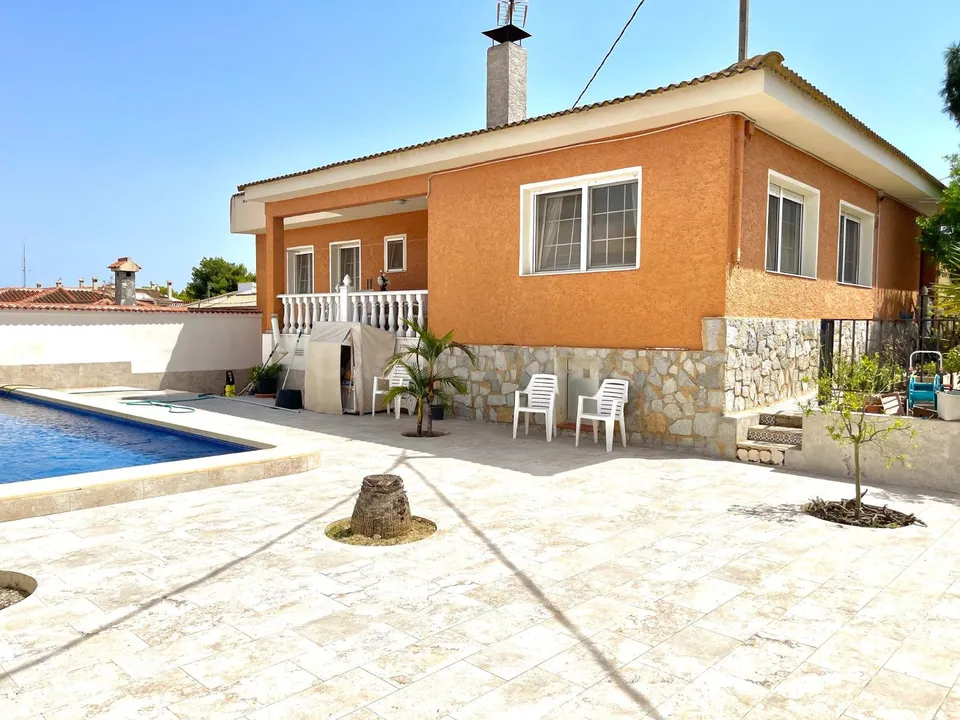 Villa 6 habitaciones 300m² en venta - Pueblo 4