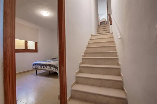 VILLA AUTÉNTICA ESPAÑOLA CON IMPRESIONANTE VISTA PANORÁMICA AL MAR — 23