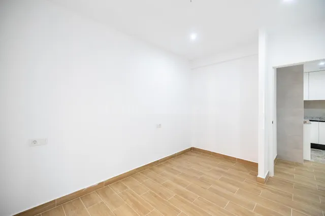 Apartamento en planta baja en Torrevieja centro — 5