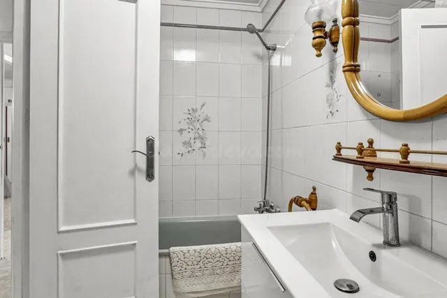 Apartamento de 3 dormitorios 2 baños con vistas al mar en Torrevieja (playa los locos) — 7