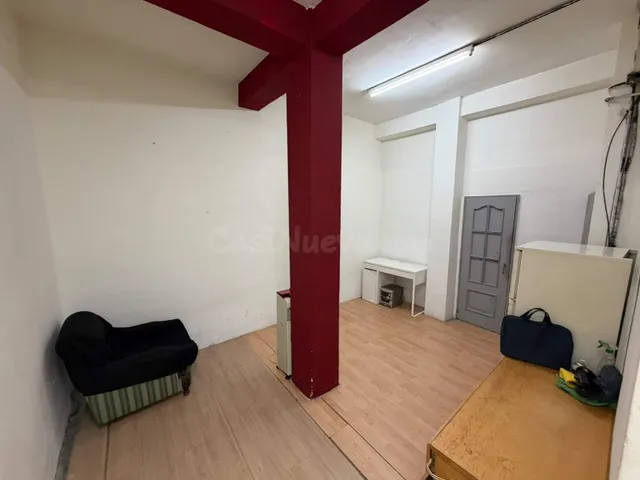 LOCAL ALMACÉN DE 35 M2 CON 3 ESTANCIAS EN LA ZONA DE PUERTA 