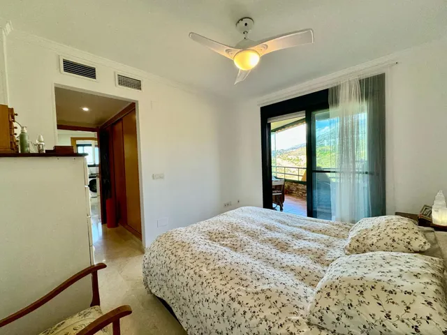 Piso en venta en Calle María de las Mercedes — 23