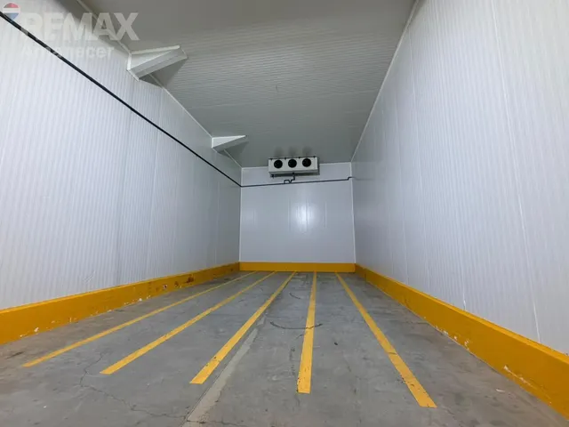 Nave industrial agroalimentaria equipada con cámaras frigoríficas y fotovoltaica — 26