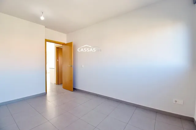 Soto del HENARES - 2 habitaciones, 2 plazas de garaje y trastero. — 26