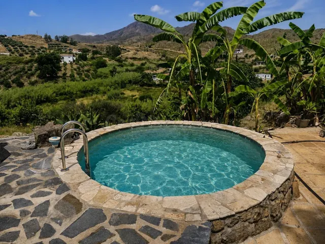 Encantadora casa de campo con espectaculares vistas en Alhau