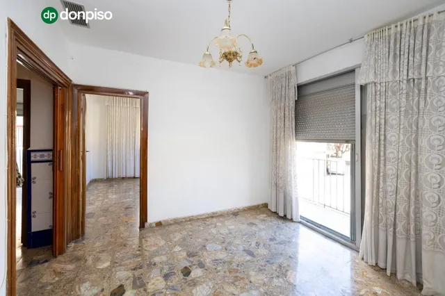 Edificio con gran potencial de desarrollo residencial en Zaidín – Granada — 31