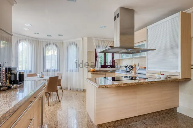 Chalet 5 habitaciones 1325m² en venta - Costa del Sol — 7