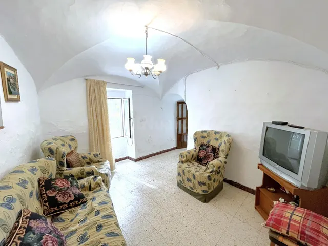CASA EN ARROYO DE LA LUZ - CÁCERES - - foto 5