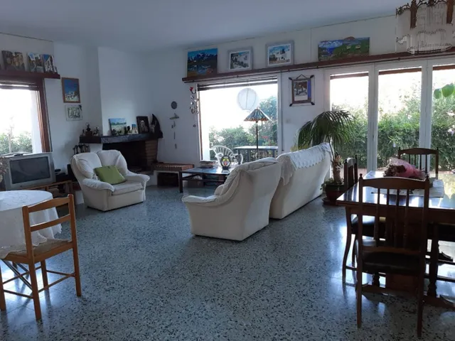Fantástico Chalet en Grifeu, Llançà — 8
