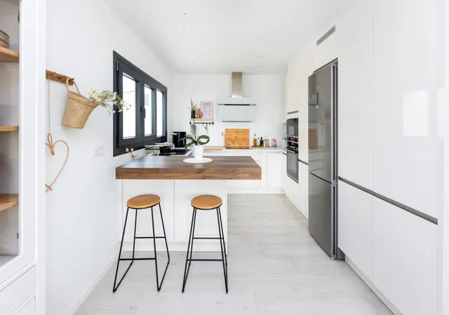 Bonita casa independiente de reestreno en zona residencial de la Zubia — 27