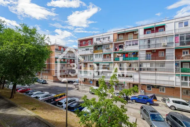 Estupendo piso en Valdezarza — 8