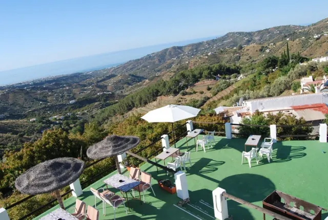 Magnifica villa con posibilidad de negocio en Frigiliana — 26