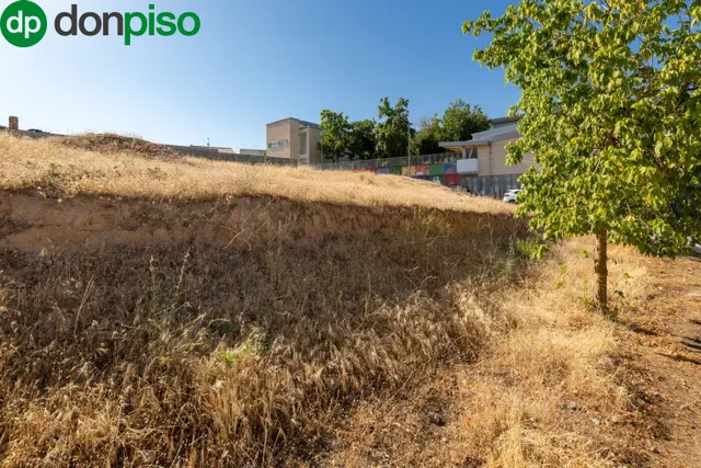 Venta de solar urbano de 258 m2 en Otura (Granada) — 14