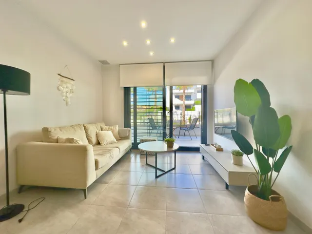Apartamento planta Baja con jardín — 7